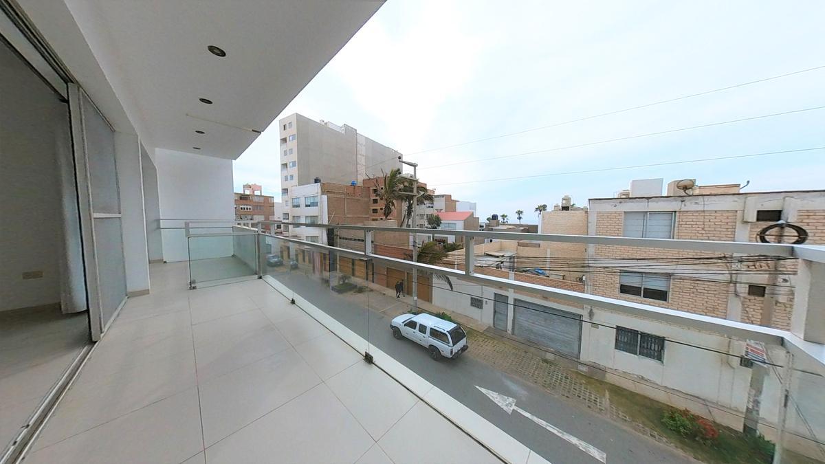 VENTA DE LINDO DEPARTAMENTO EN PIMENTEL